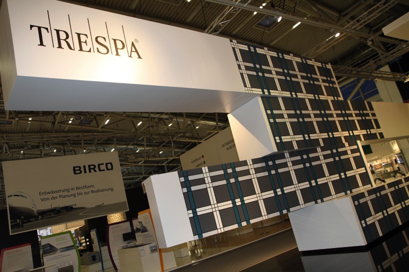 03_bd_9955b_messe_bau_20110122.jpg