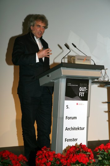 bd_03_3941b_architektur_referent_2010_25_03.jpg