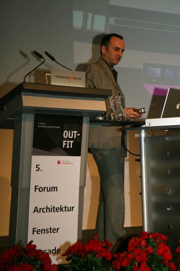bd_05_3966b_architektur_referent_2010_25_03.jpg
